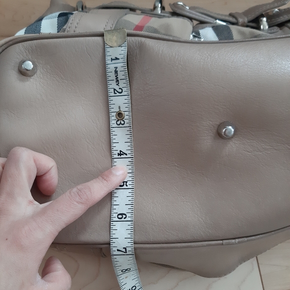 Burberry shoulder bag - Picture 9 of 13